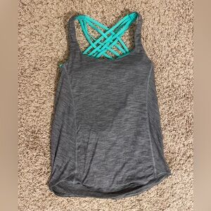 Lululemon top
